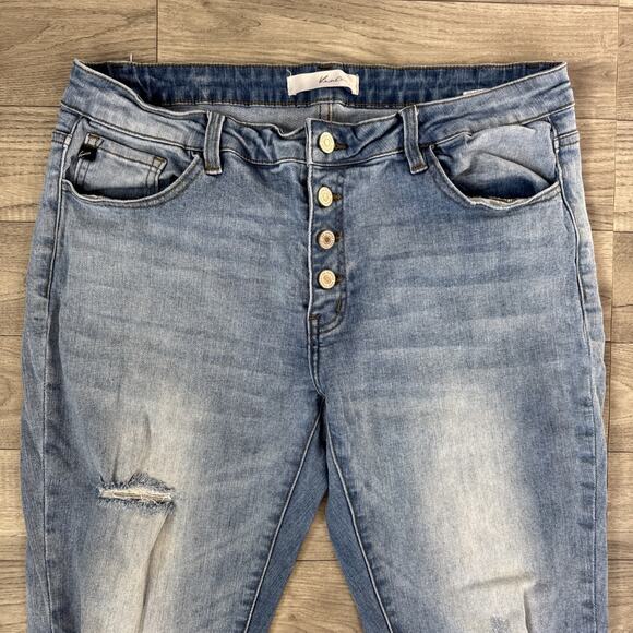 KanCan Clarie Mid Rise Boyfriend Ripped Button Fly Jeans Light Wash sz 13/30 - Picture 3 of 7